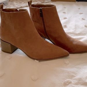 Universal thread faux suede ankle boot with zipper